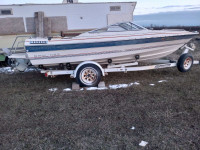 Bayliner Capri Project or parts boat 