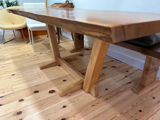 Dining Table Solid Walnut in Dining Tables & Sets in Peterborough - Image 3