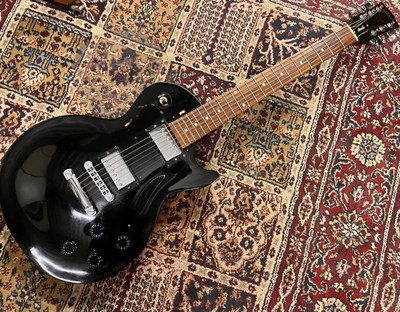 Gibson Les Paul Studio Electric Guitar (1999) – Very Roadworn, C, View more