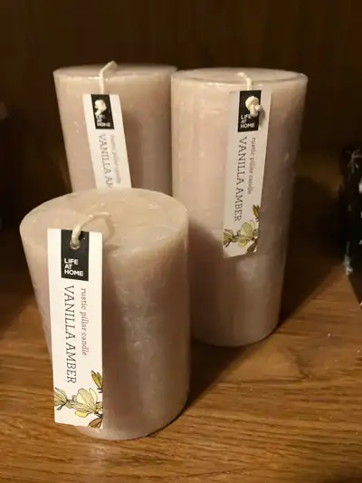 Vanilla amber candle set, View more