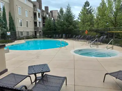 ▪️2 BEDROOM + DEN, 2 BATHROOM ▫️Sublet, from AUGUST 1ST to AUGUST 31ST only. ▪️Located at PINNACLE P...