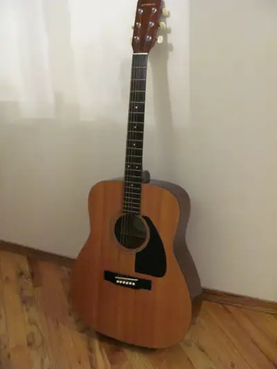 Yamaha Eterna Acoustic Guitar, View more
