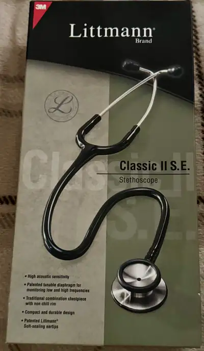 Selling a new 3M Littmann Classic II S.E. stethoscope, model 2201, in black, with a 28-inch / 71 cm...