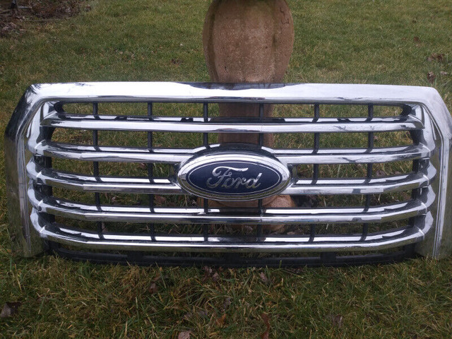 2015 -18 F150 Chrome Grille, Headlights Halogen ,Active Shutter in Auto Body Parts in London