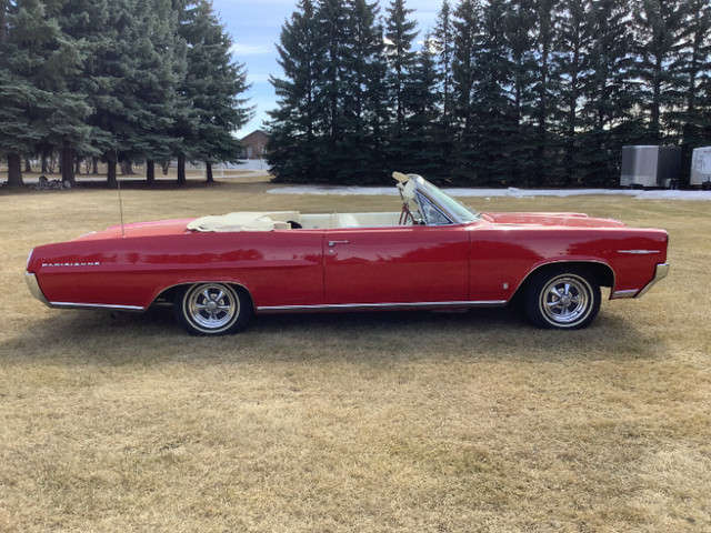 1964 Pontiac Parisienne Convertible Turbo Fire 409 in Classic Cars in Red Deer - Image 2