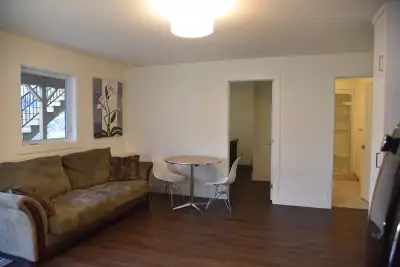 Spacious furnished basement suite in the quiet Bedford Larry Uteck area. Includes a queen bed, sofa,...