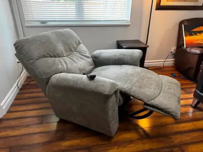 LazyBoy James Lift Chair, View more