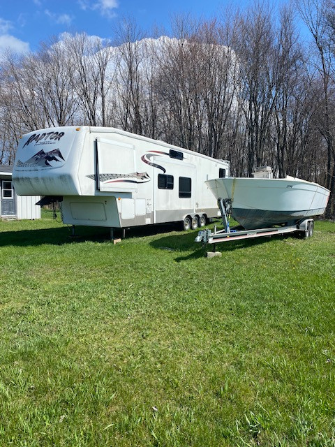 OUTDOOR BOAT/CAR/RV/FARM EQUIPMENT STORAGE in Other in Belleville - Image 4