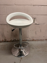 80$ White adjustable Bar stool