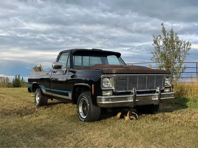 1979 Square Body GMC Sierra Classic in Classic Cars in Edmonton - Image 4