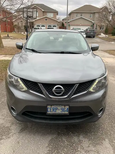 2018 QASHQAI SV FWD. One owner, selling certified with a clean CarFax. Including winter and summer t...
