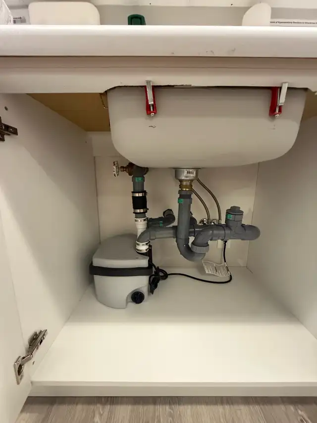 Plumber Licensed 554748267558359041