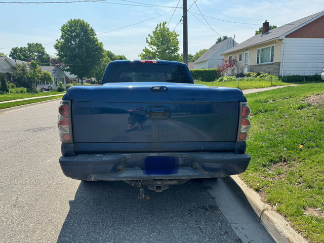 2002 Chevrolet Silverado 1500 RWD in Cars & Trucks in Oakville / Halton Region - Image 2
