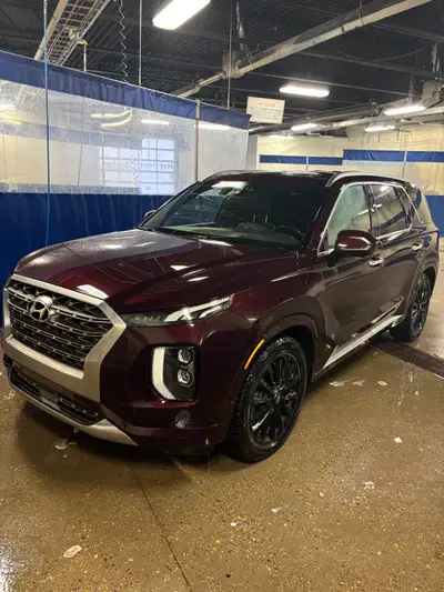 Private sale, NO DEALERS. 3.8L V6. 8 speed transmission. Runs and drives great. Auto fold down 3rd r...