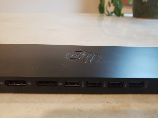 HP docking station ultraslim  in Laptop Accessories in City of Halifax - Image 3