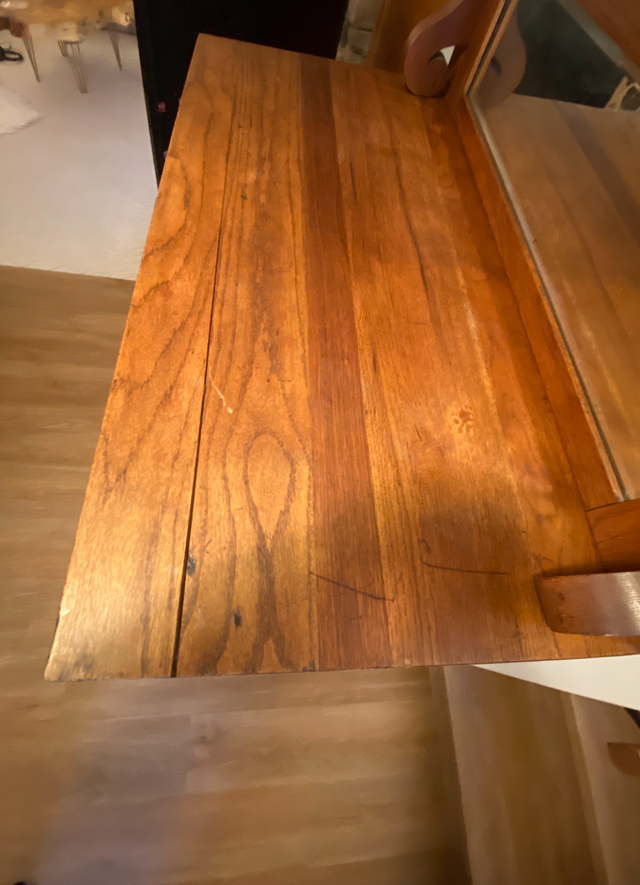 Antique Tiger Oak Buffet with Mirror in Hutches & Display Cabinets in Lethbridge - Image 5