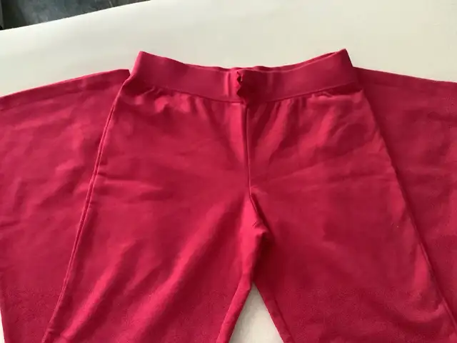 3 Pantalons pour fille (10/12 ans) in Kids & Youth in Longueuil / South Shore - Image 5
