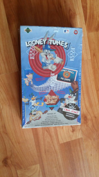 New Sealed Box Of Upper Deck Comic Ball Series 1 Looney Tunes