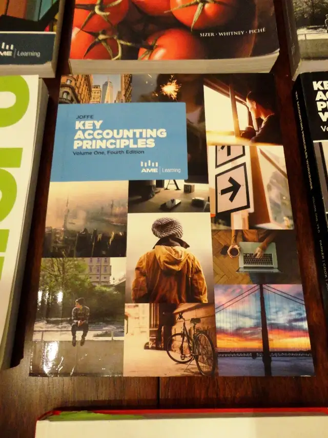 7 Textbooks Key Accounting Principles, Canadian Business Law ++ in Textbooks in Kitchener / Waterloo - Image 7