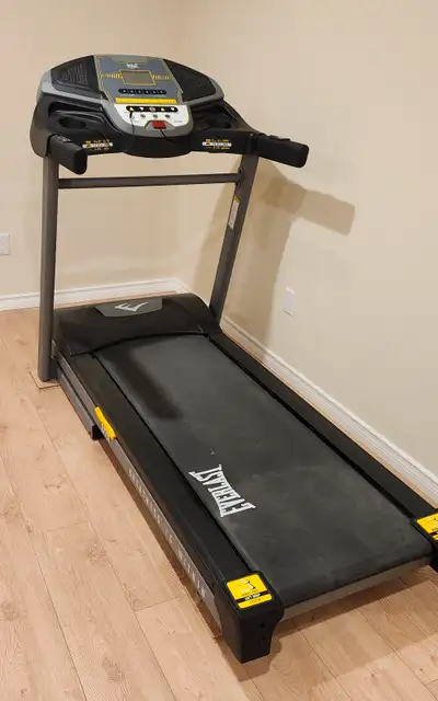 Everlast EV701 Treadmill, View more