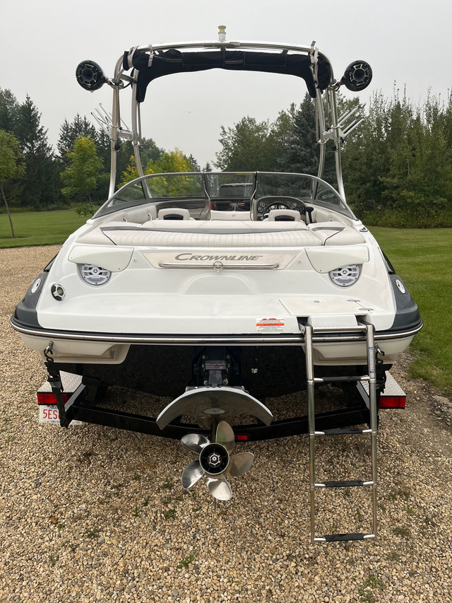 2011 Crownline 185 SS in Powerboats & Motorboats in La Ronge - Image 4