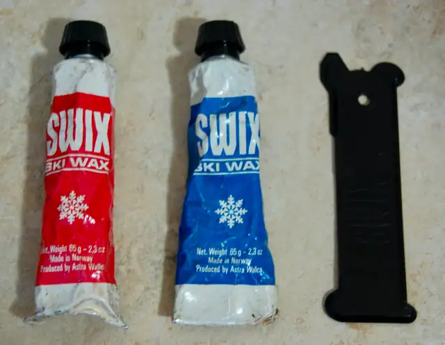 Swix Klister Red & Blue in Ski in Ottawa - Image 2
