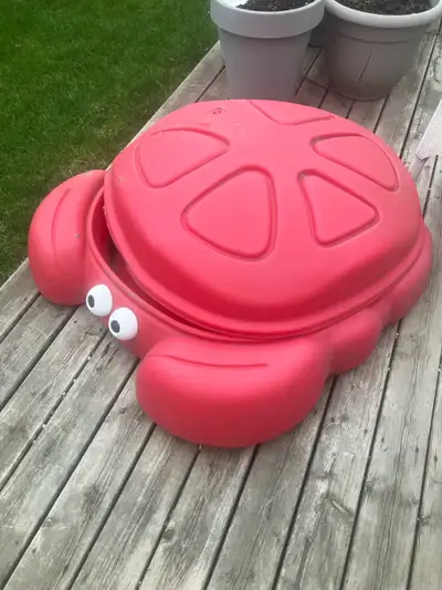 red crab sandbox, View more