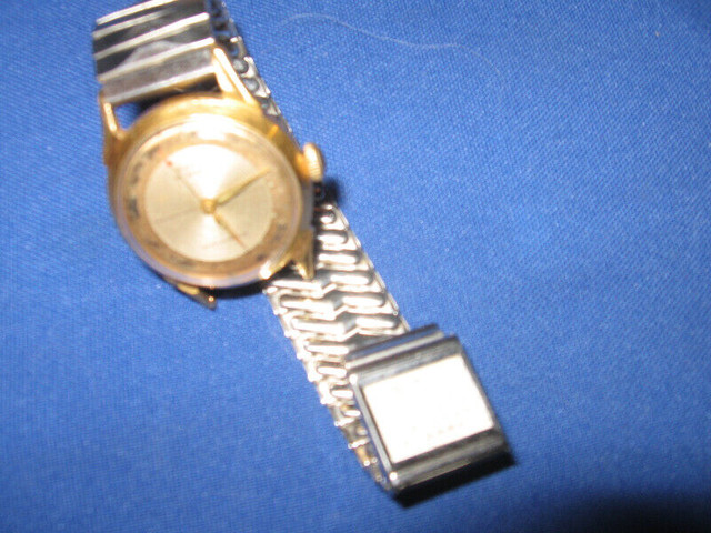 montre bracelet in Jewellery & Watches in City of Montréal