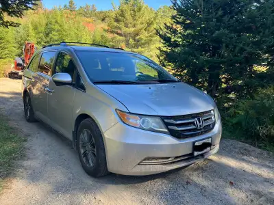 2014 Honda Odessey Great family vehicle or work van. Tons of space even as an 8 seater. Fold down se...