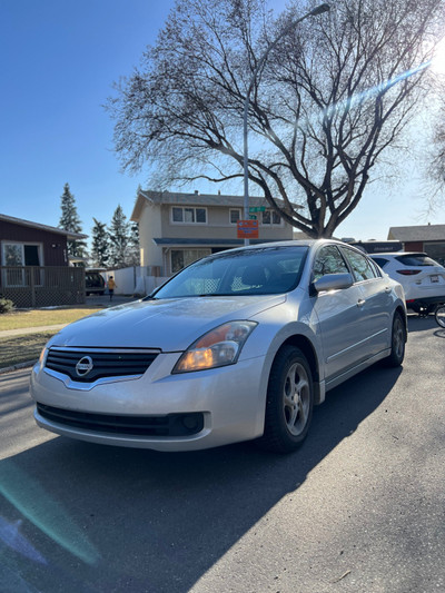 Nissan Altima 2.5 for sale 