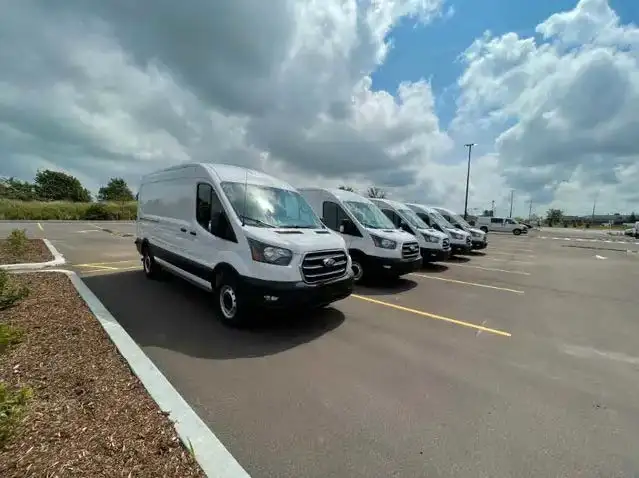19/hr for courier company. Durham and Scarborough area in Drivers & Security in City of Toronto - Image 2