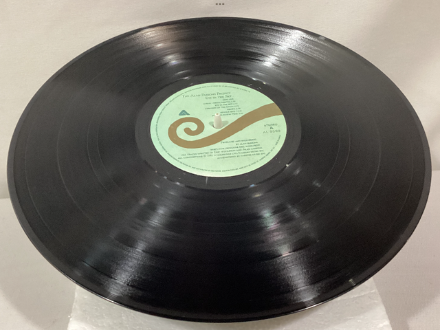 THE ALAN PARSONS PROJECT (EYE IN THE SKY) VINYL ALBUM in Arts & Collectibles in Winnipeg - Image 7