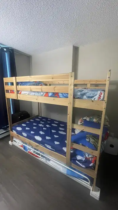 Selling Ikea Bunk Bed without Matresses ,