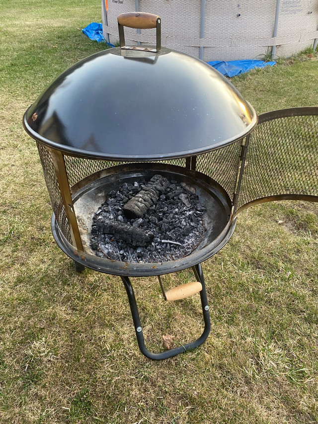 Fire pit in BBQs & Outdoor Cooking in Owen Sound - Image 3