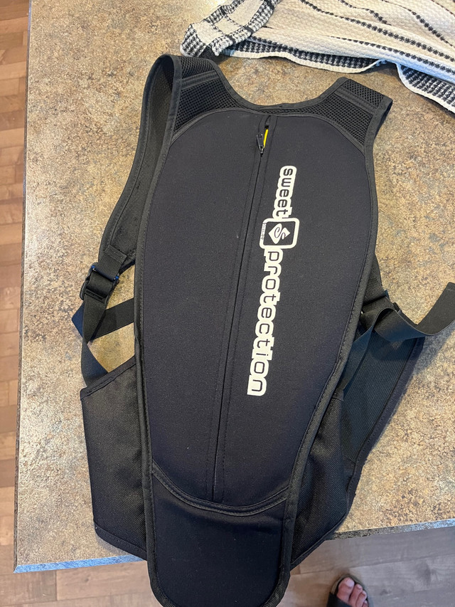 Sweet Protection Back Protector in Ski in Red Deer - Image 3