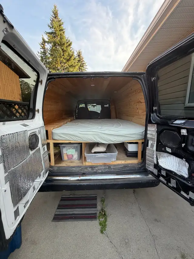 2002 Ford Econoline E350 Van 1 Ton542521815099648007