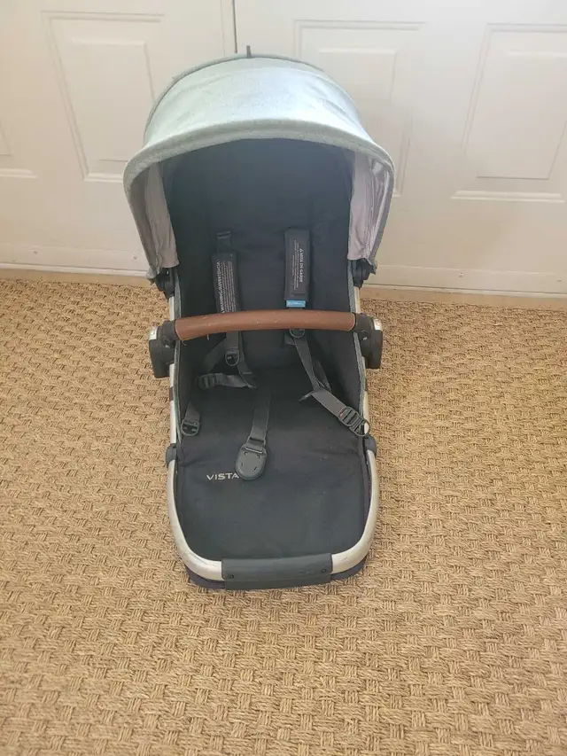 UPPAbaby Vista Stroller and attachments for double stroller in Strollers, Carriers & Car Seats in Oakville / Halton Region - Image 4