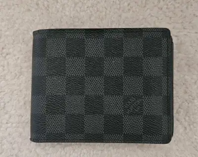 Authentic Louis Vuitton Damier Mens Wallet, View more