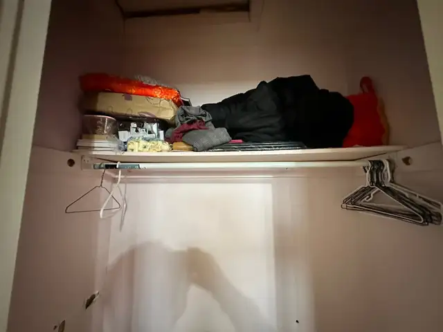 Spacious Bedroom for Rent – Prime Brampton Location! in Room Rentals & Roommates in Mississauga / Peel Region - Image 14