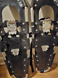 Snowshoes, 36 inch . Proleader name brand