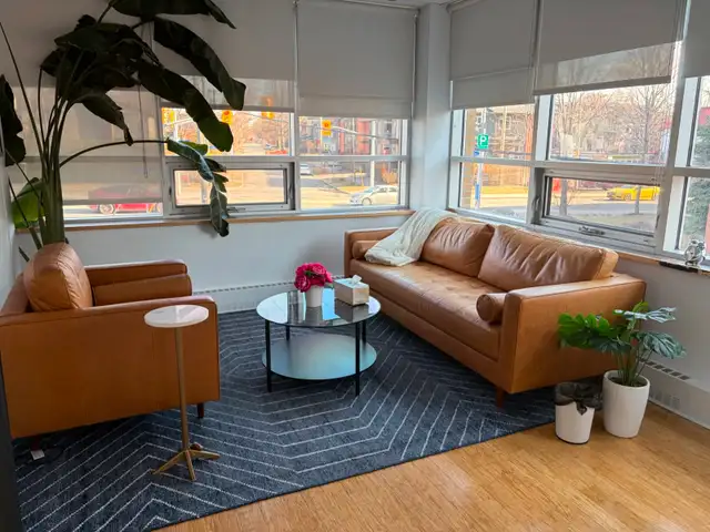 8-Office Unit available in Westboro!