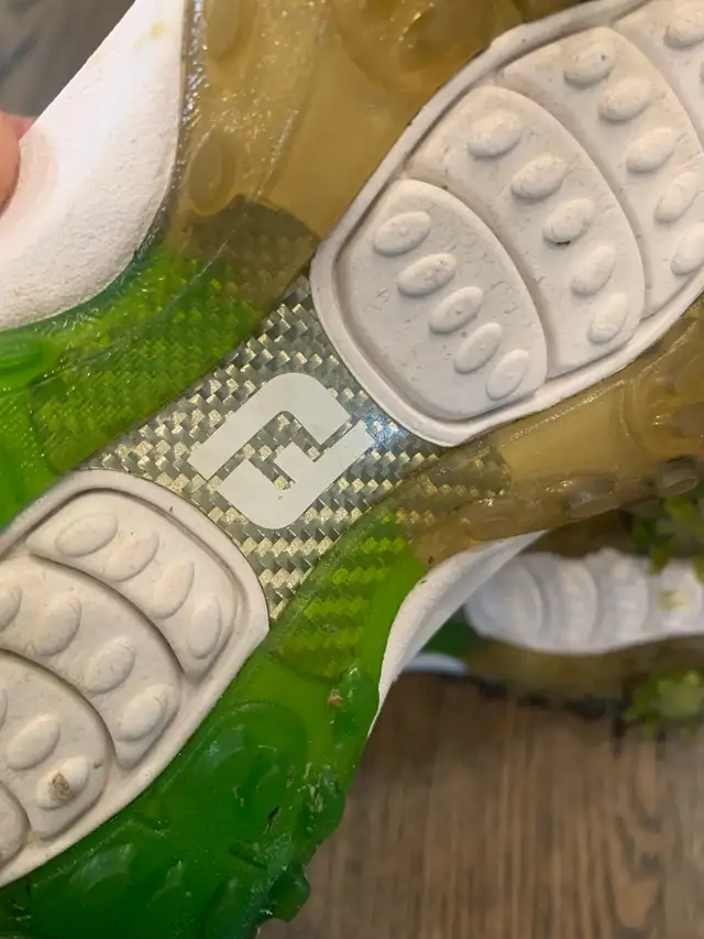 Foot Joy BOA Men’s Golf Shoes - Size 10 in Golf in Ottawa - Image 8