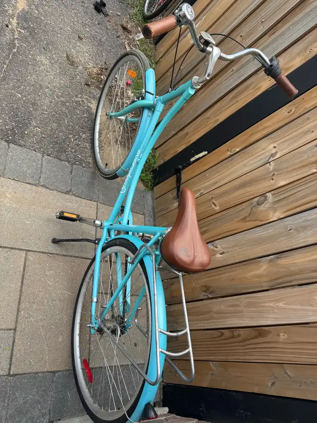 Everyday Kensington Bicycle in Cruiser, Commuter & Hybrid in Ottawa - Image 6