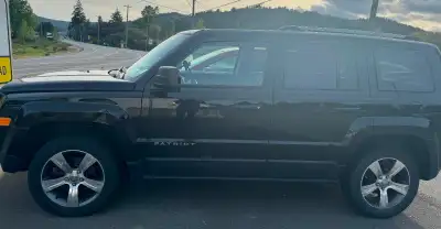 2016 Jeep Patriot high altitude model. Black body, black interior. Some small dents on one side. No...