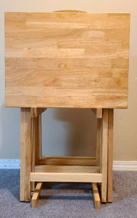 Wooden folding tables w/stand