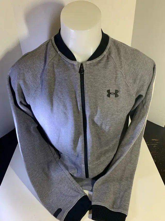 Under Armour Jacket64556778323843120