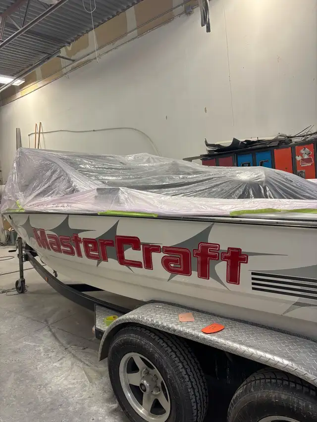 Fiberglass repairs and modification414906190555392002