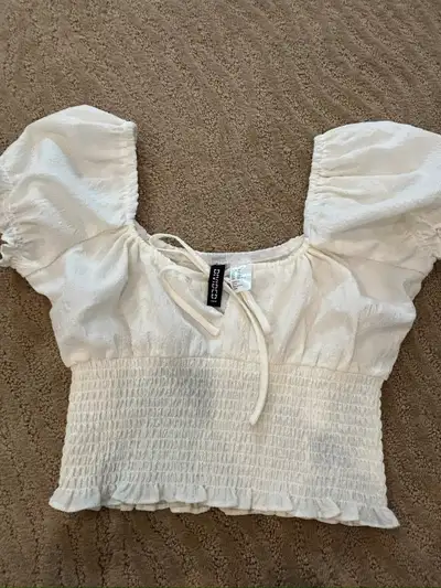 H&M Divided ivory Crop Top - XS, View more