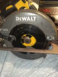 Dewalt 60v brushless 7 1/4 circular saw