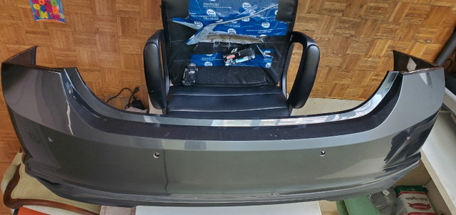 Chevi malibu 2016 model rear bumper cover gray color original  in Garage Sales in City of Toronto - Image 2